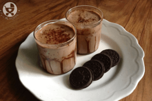 Chocolate Cookie Smoothie - Quick Mommy Refresher