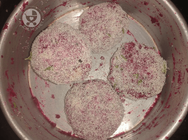 Most Moms think of burgers as junk food or fast food, but this Beetroot Burger is as healthy as it gets! Perfect as a snack or in the lunchbox!