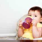 Help your baby make the transition to a cup easier with these 10 steps for weaning from a bottle to a sippy cup, in a gentle and effective manner!