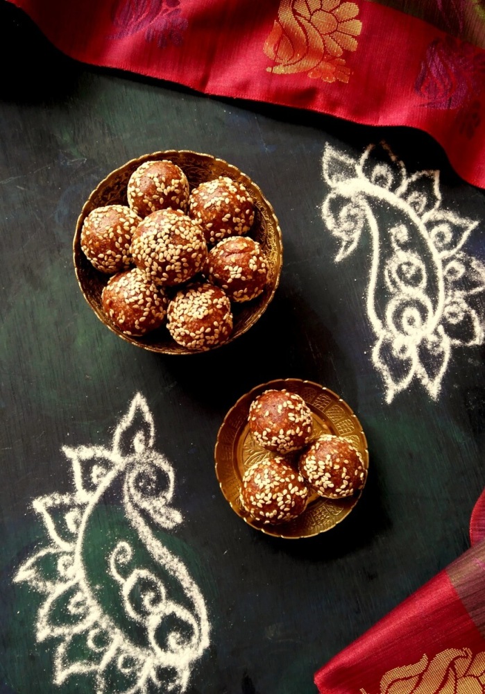 Dates Sesame Seeds Ladoo Recipe