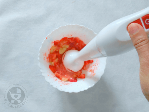 Strawberry Banana Puree for Babies blend the chopped fruits 