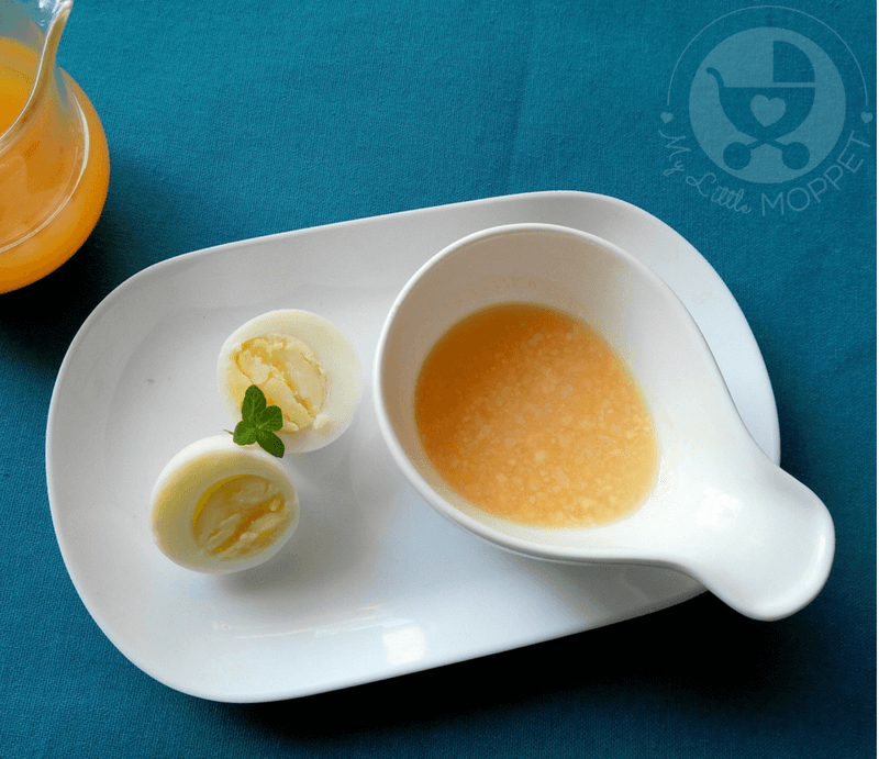 With the immunity boosting benefits of orange juice and the nutritional superpowers of egg yolks, this egg yolk mash with orange juice is the perfect breakfast for your weaning baby!