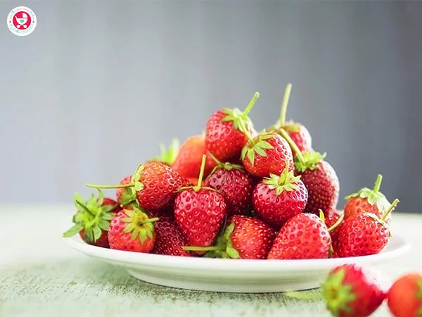 Strawberries are juicy, yummy and so pretty! But can I give my baby strawberries? Read on to find out the answer to this question.