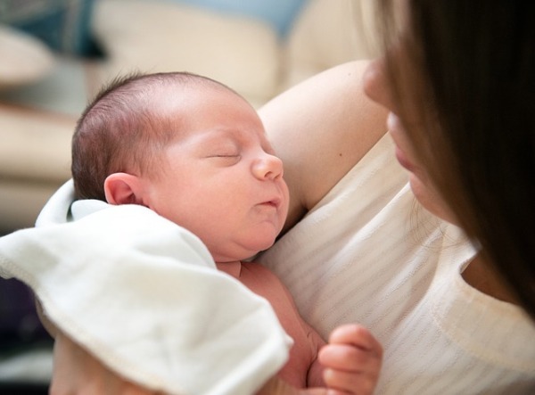 Taking your premature baby home from the hospital can be exciting but scary. Here's everything you need to know to make this transition a stress free one.