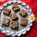 Sathumaavu Gul Papdi is a very healthy, melt in mouth fudge made from whole wheat flour, ghee and jaggery. This recipe is very easy and highly nutritious.