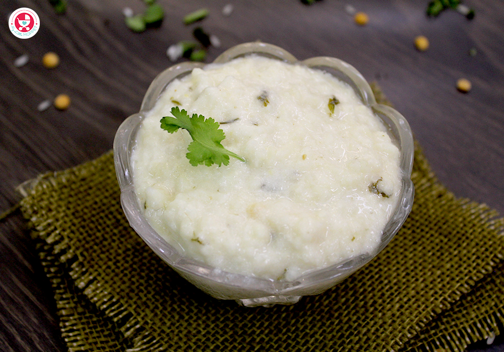 Here is a nutritious as well as yummy coriander curd khichdi recipe for you! The ingredients are highly nutritious & help in growth and development of baby.