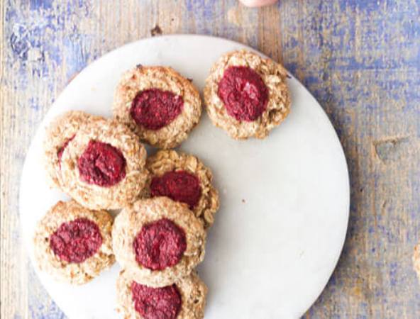 Cookies may sound like junk food but they don't have to be! Check out these healthy cookie recipes for kids, made from fruit, veggies and whole grain!