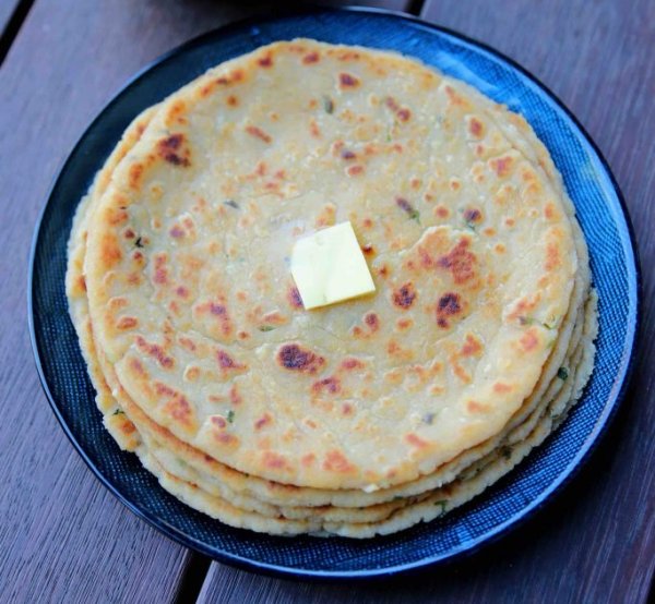 No more complaints of repeating dishes for dinner anymore - here are 20 healthy paratha recipes for kids, one for each week day of the month!