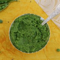 Buttered Green Pea Mash is a protein, vitamin, calcium and fiber rich puree recipe, which is good for the overall growth and development of babies.