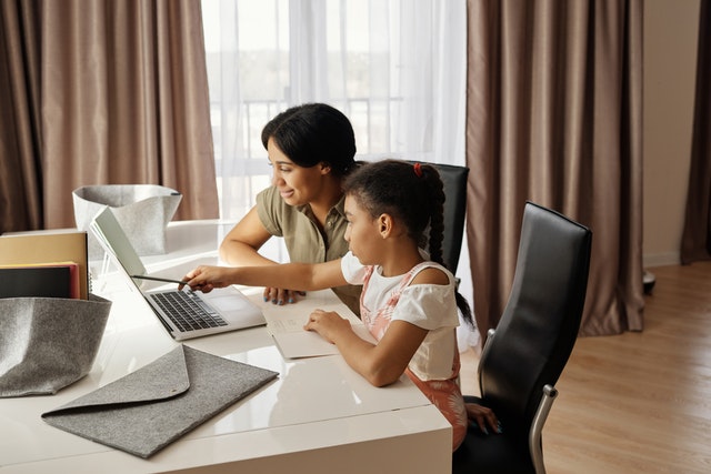 Virtual learning has become the norm in these times. Here are some useful tips on How to Manage Online Classes for Kids so they stay healthy and happy!