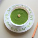 Here is a delicious stage 2 baby foods recipe, "Chickpea Spinach puree"! It's rich in vitamins, proteins & antioxidants. Suitable for babies above 8 months.