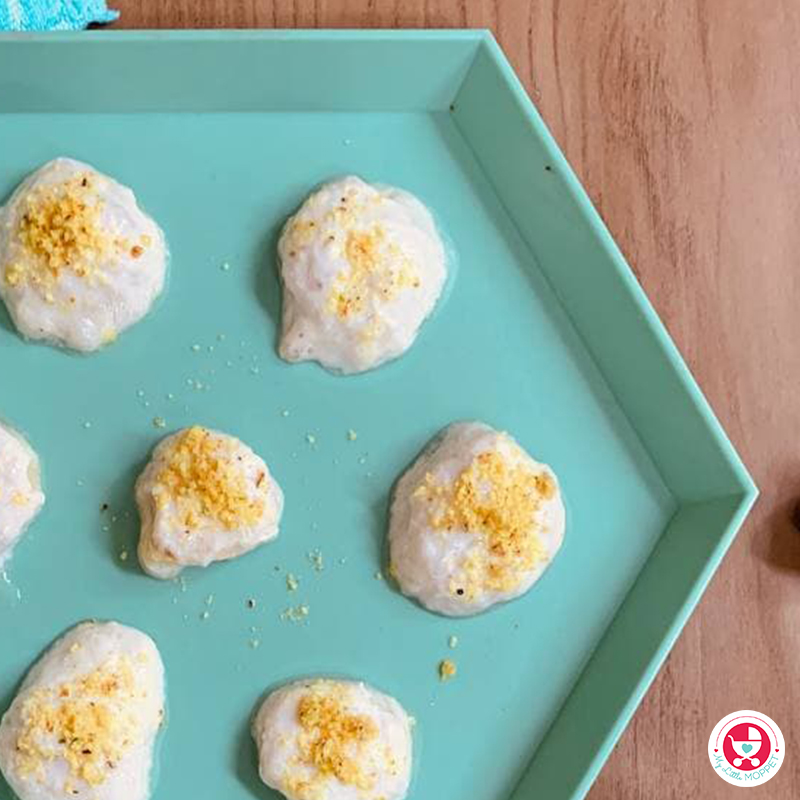 Give your baby the yummy treat of frozen banana yogurt bites [ teething recipe], which is not only nutritious but also soothes the teething pain!