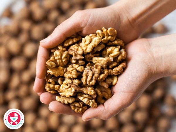 Can I Eat Walnuts During Pregnancy? Here’s what experts say!